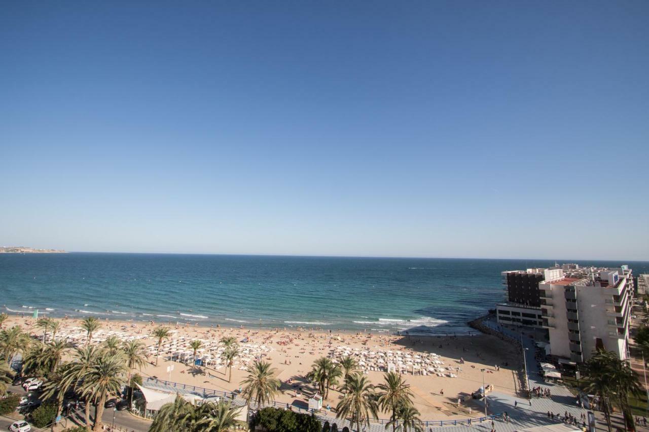 Beach, City Center And Entertainment Alicante Exteriör bild